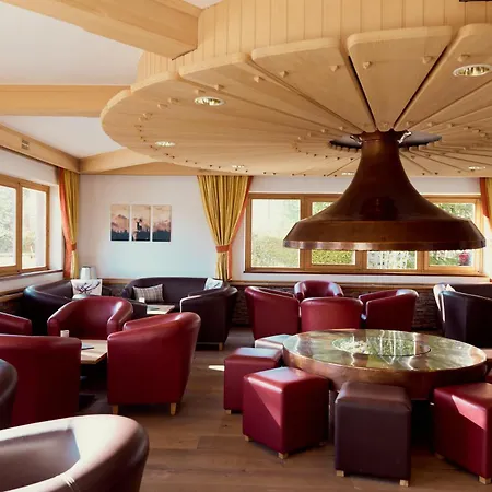 Parkhotel Kirchberg 3*