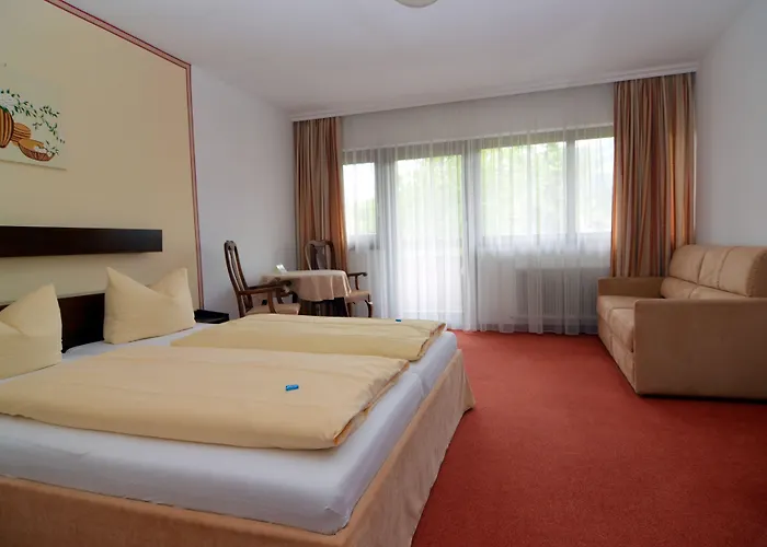 Ξενοδοχείο Parkhotel Kirchberg 3*