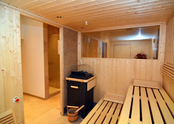 Parkhotel Kirchberg Отель